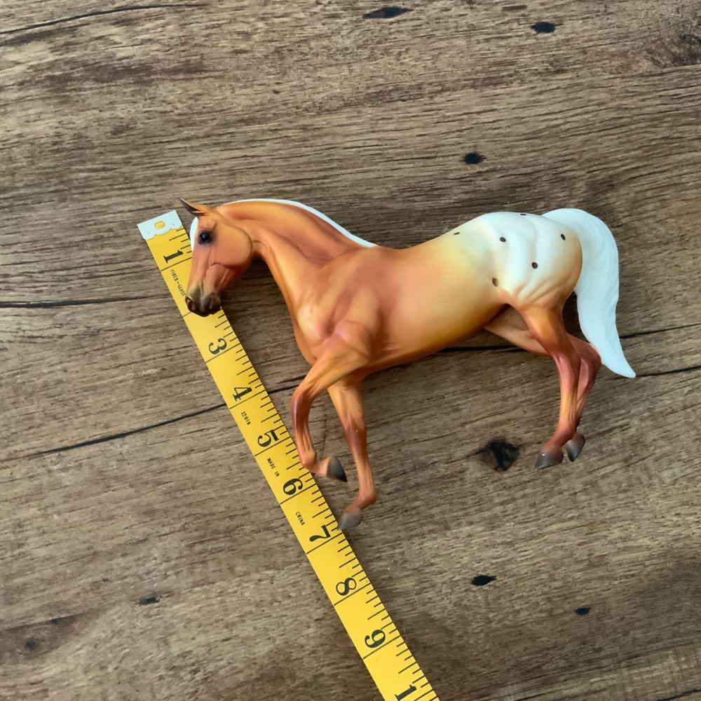 Breyer Horse Freedom Series Effortless Grace Mare - Picture 4 of 5